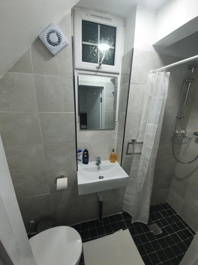 Beautiful Rooms Shaw St And Pine St บิวรี่ ภายนอก รูปภาพ