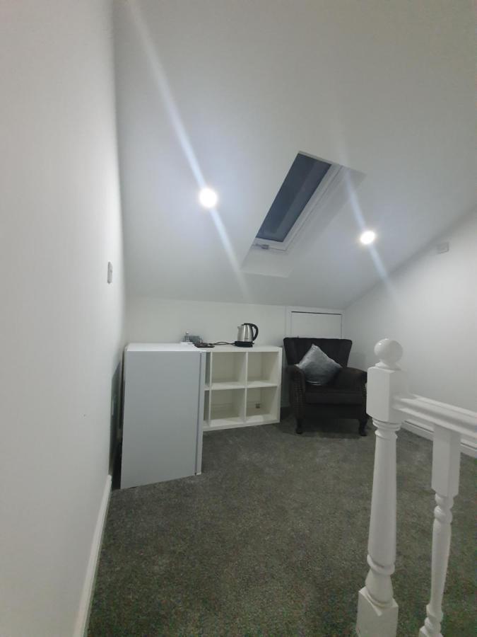 Beautiful Rooms Shaw St And Pine St บิวรี่ ภายนอก รูปภาพ